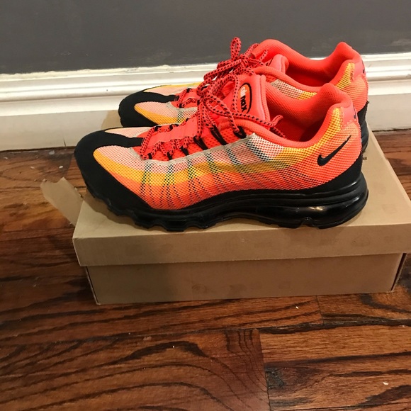 Nike Other - Air max 95 dynamic fly wire
